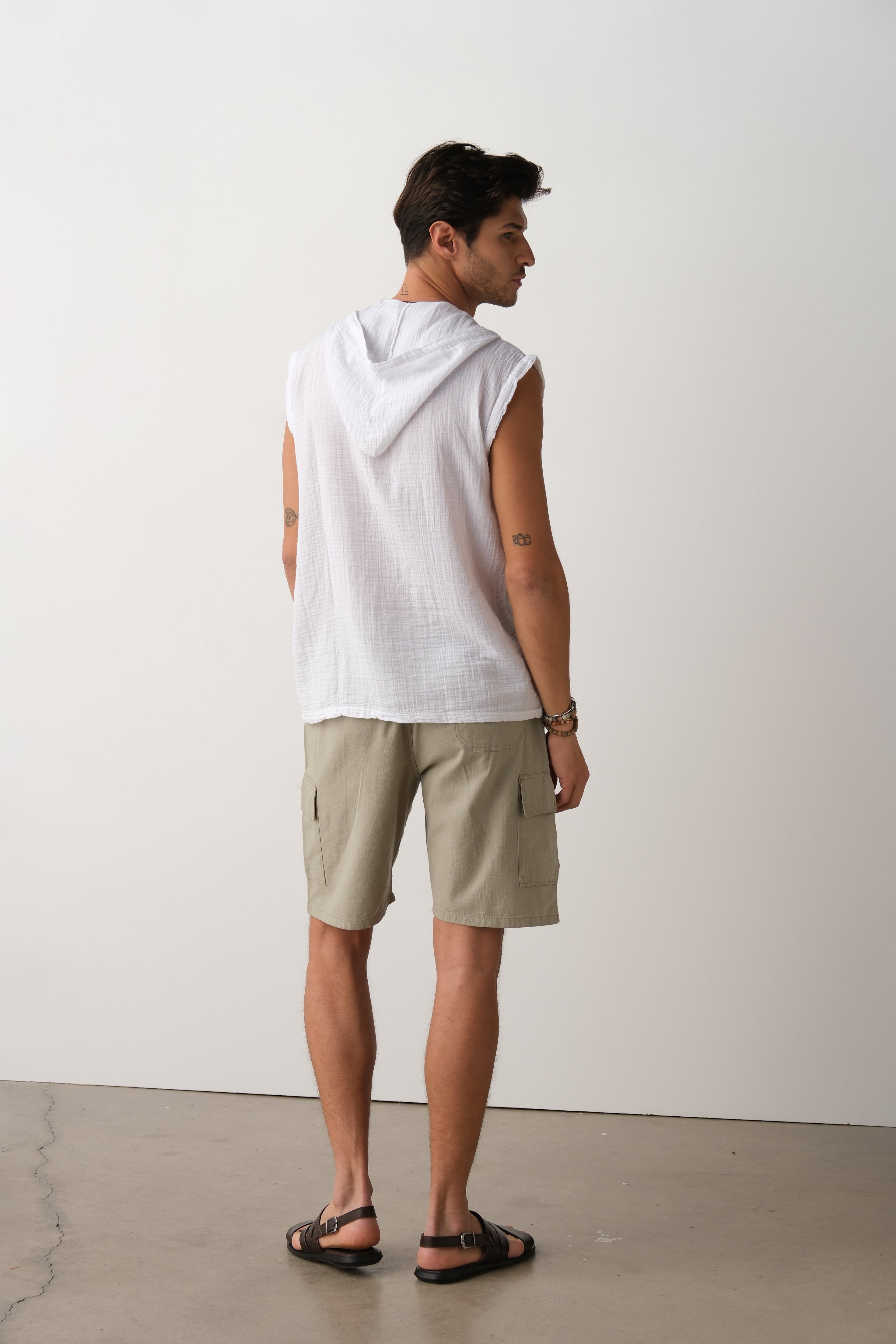 Riyan – Man Sleeves Hoodie