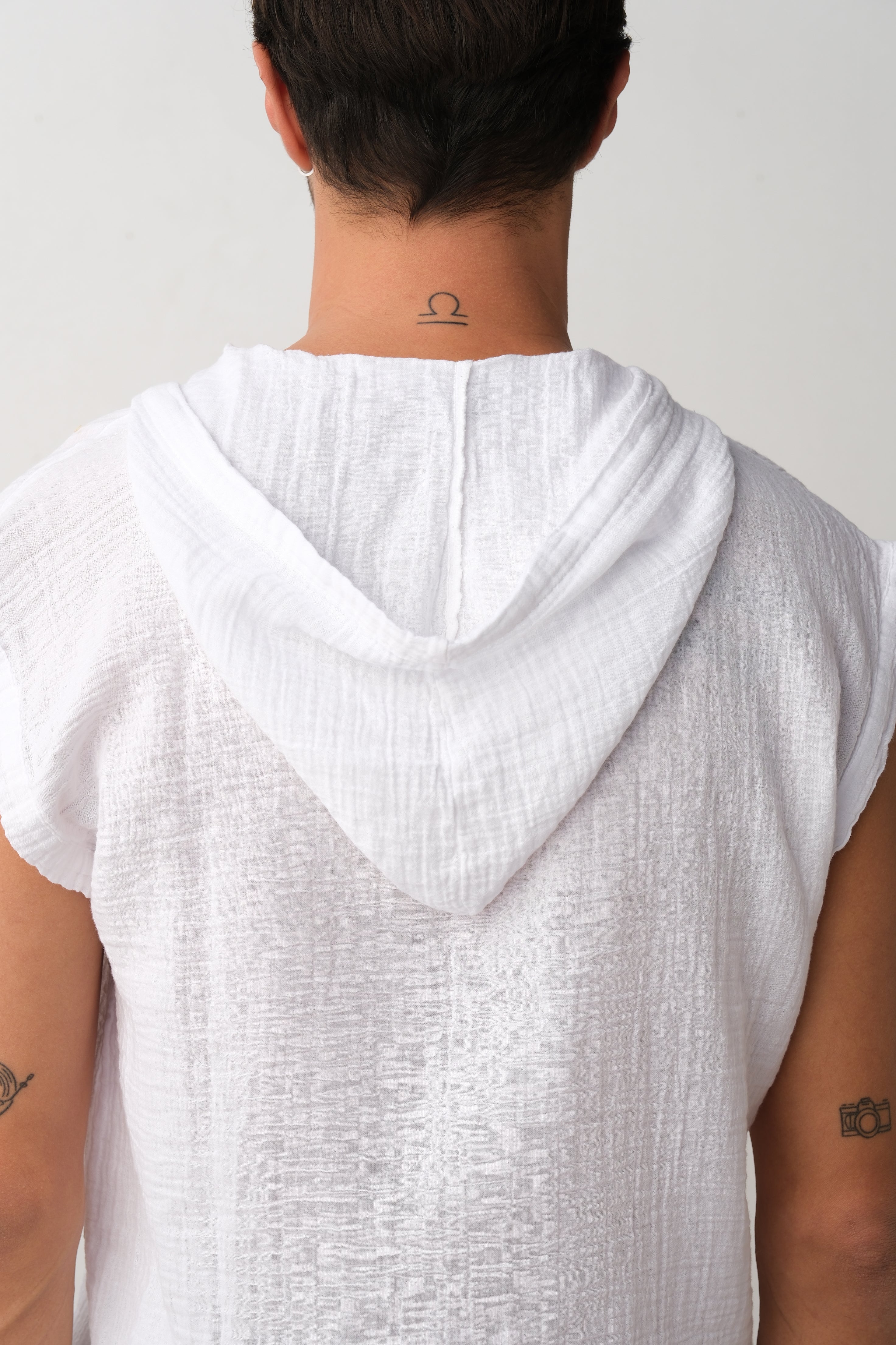Riyan – Man Sleeves Hoodie