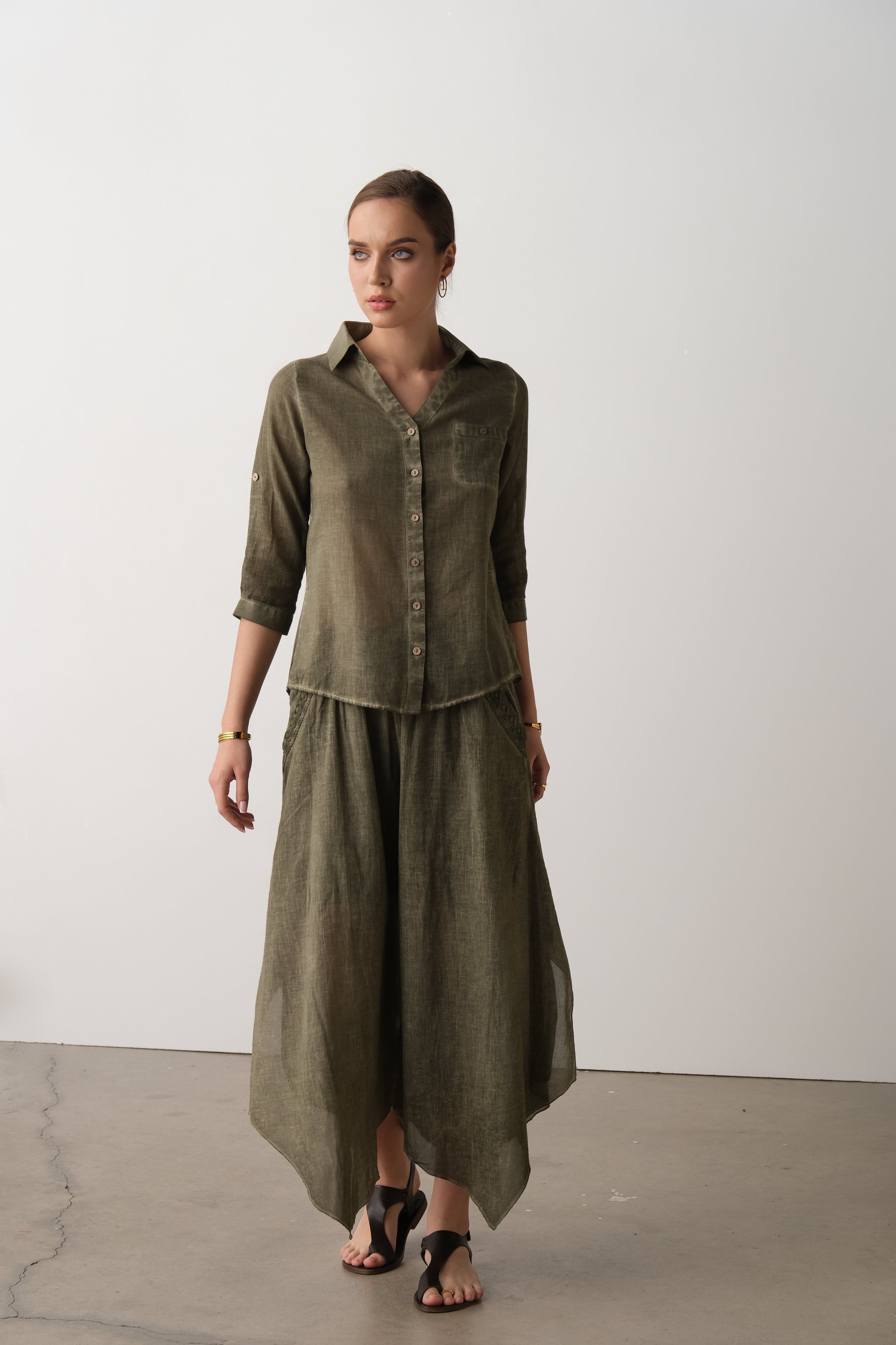 Nasma – Woman Long Sleeve Shirt