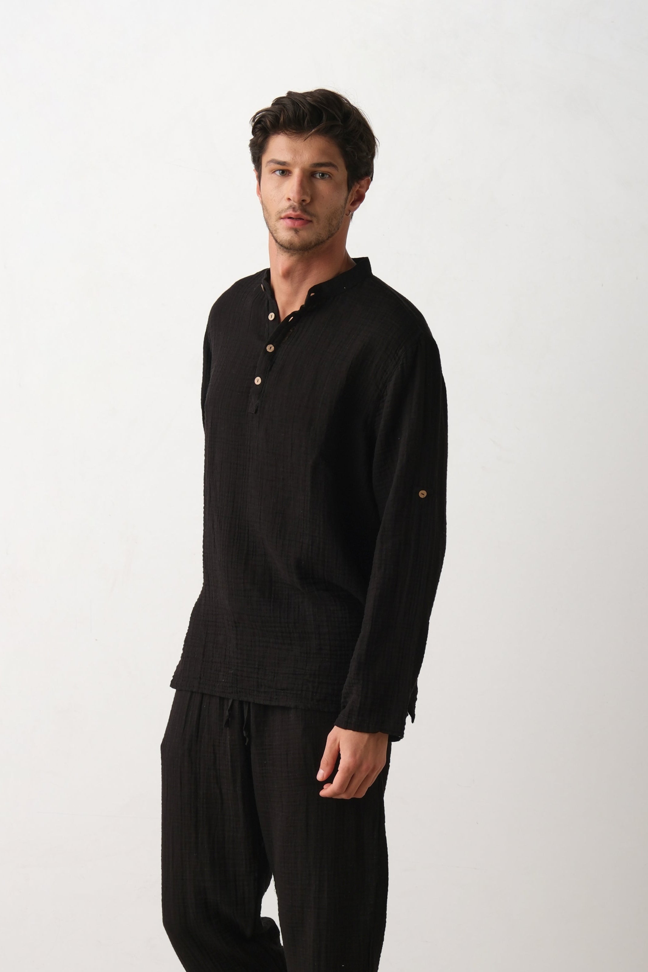 Efendy – Man Long Sleeve Shirt