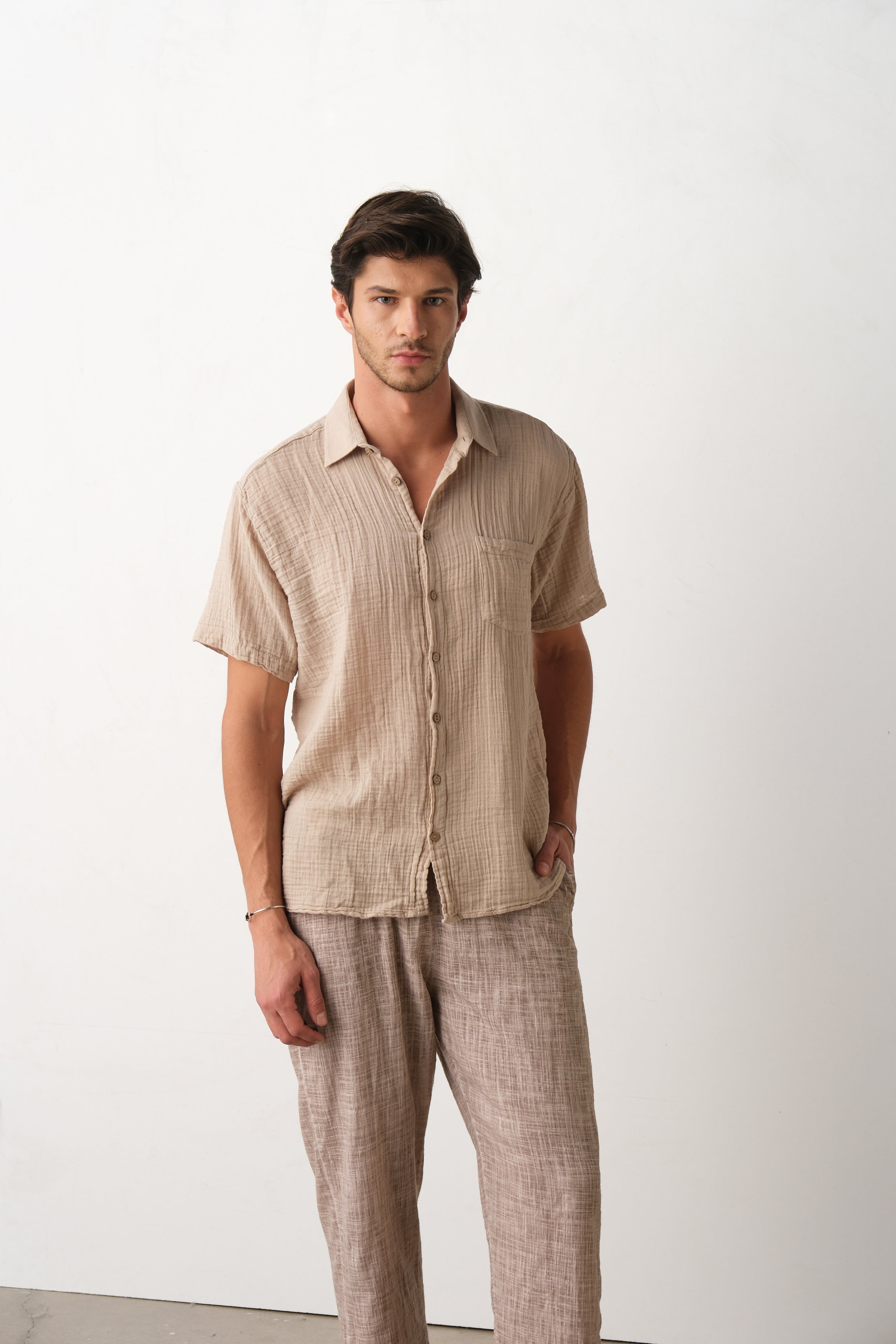 Ada – Man Short Sleeve Shirt