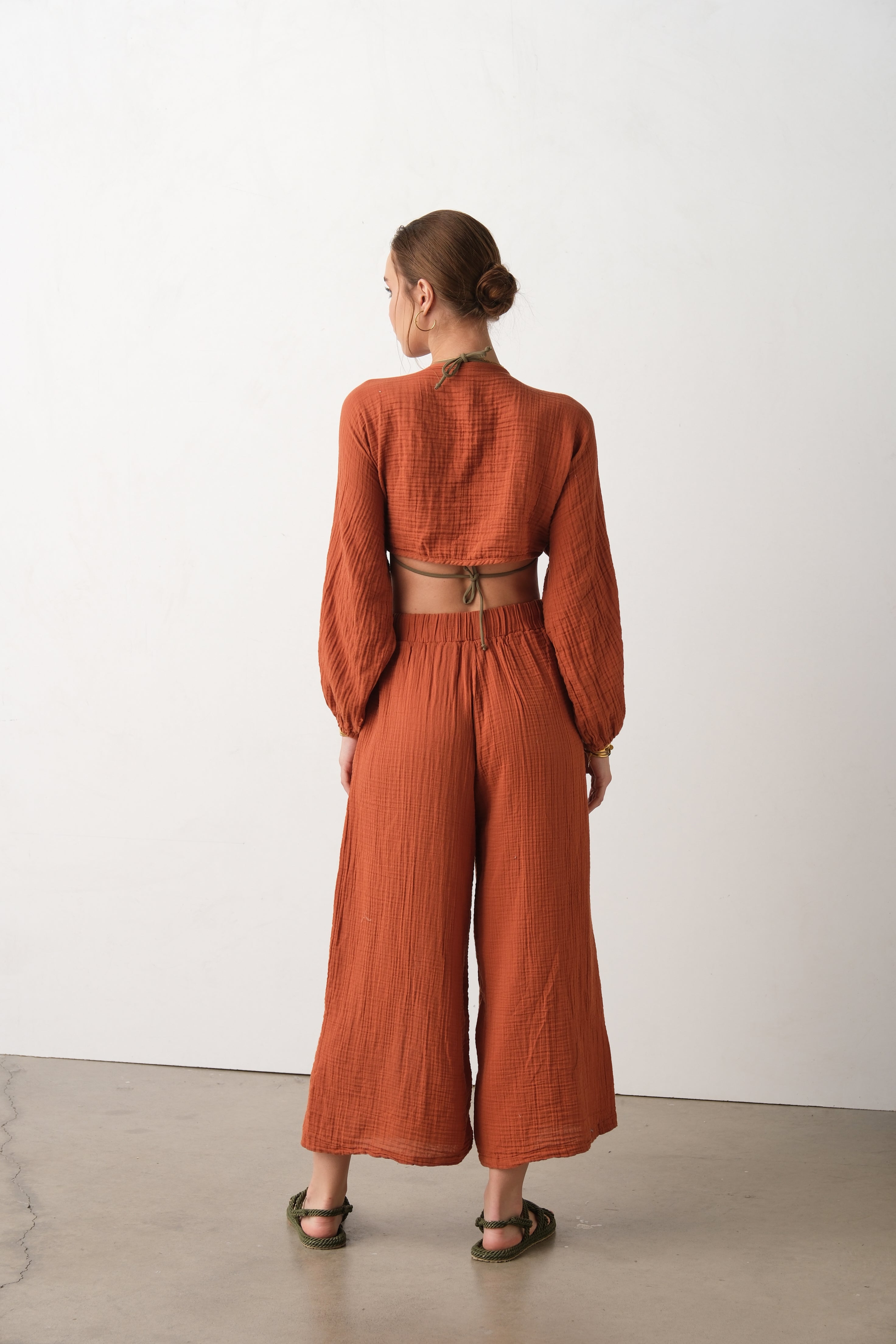 Ruya – Woman Crop Top