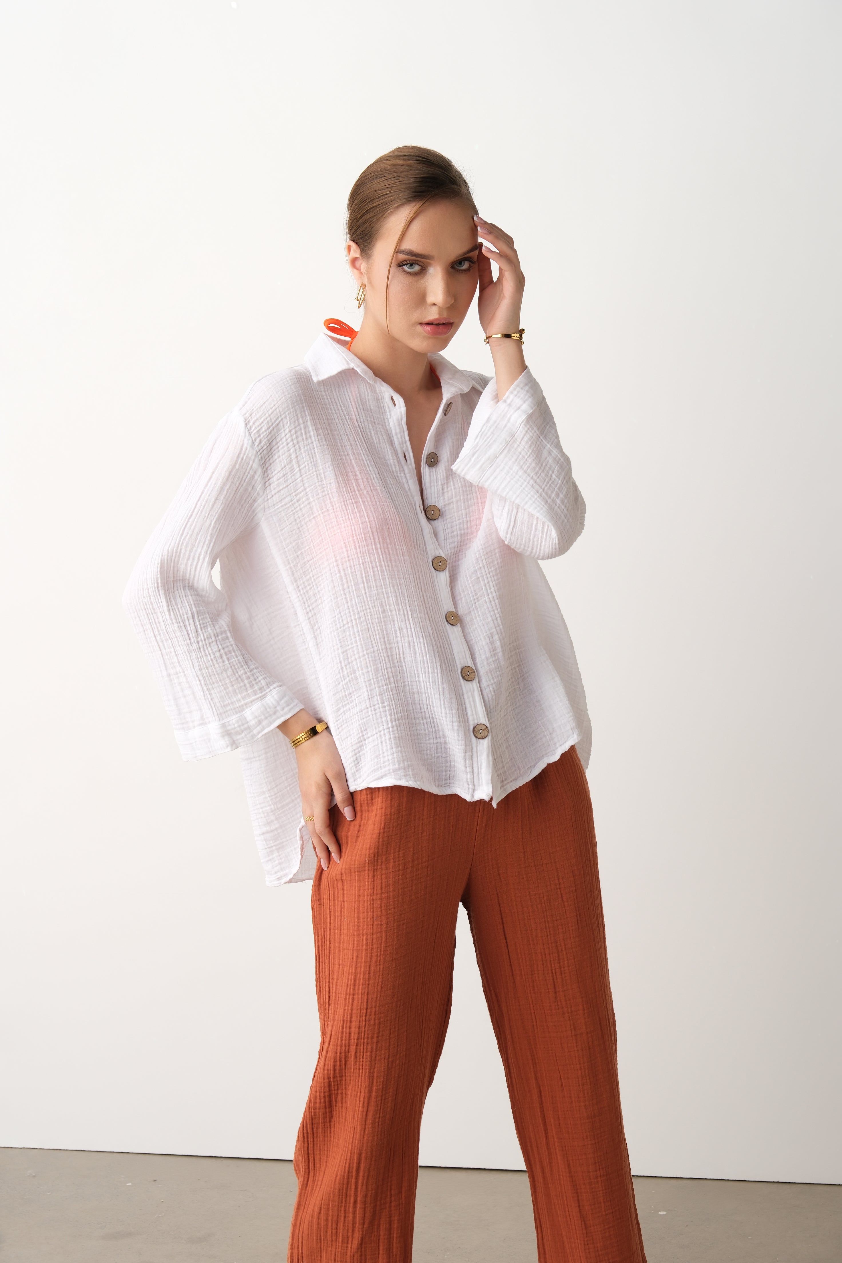 Ela – Woman Long Sleeve Shirt