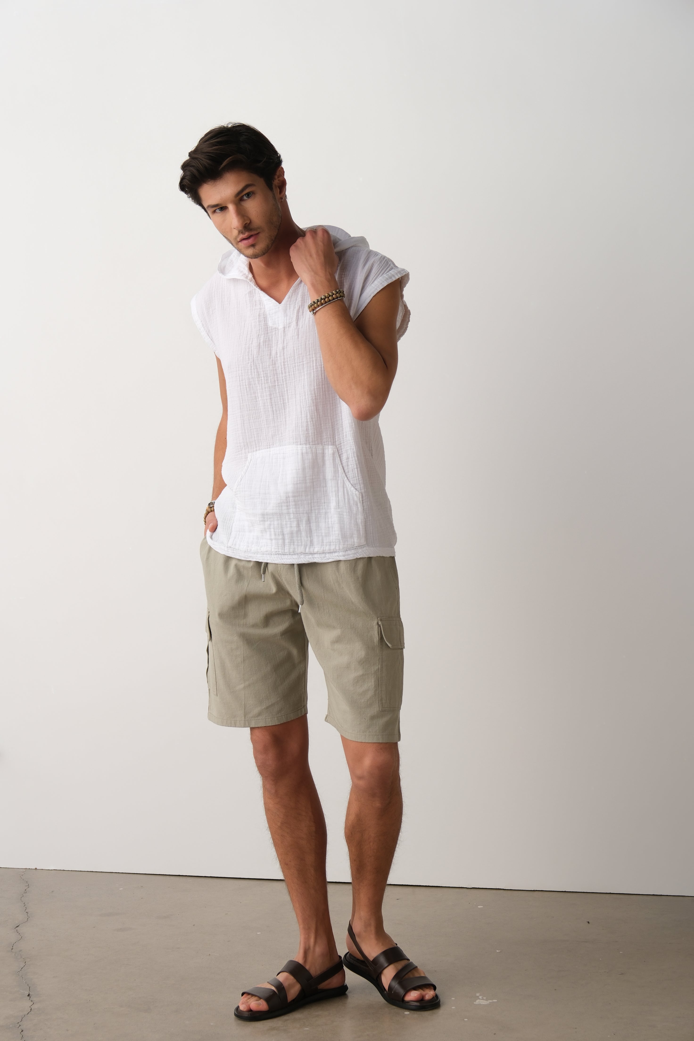 Riyan – Man Sleeves Hoodie