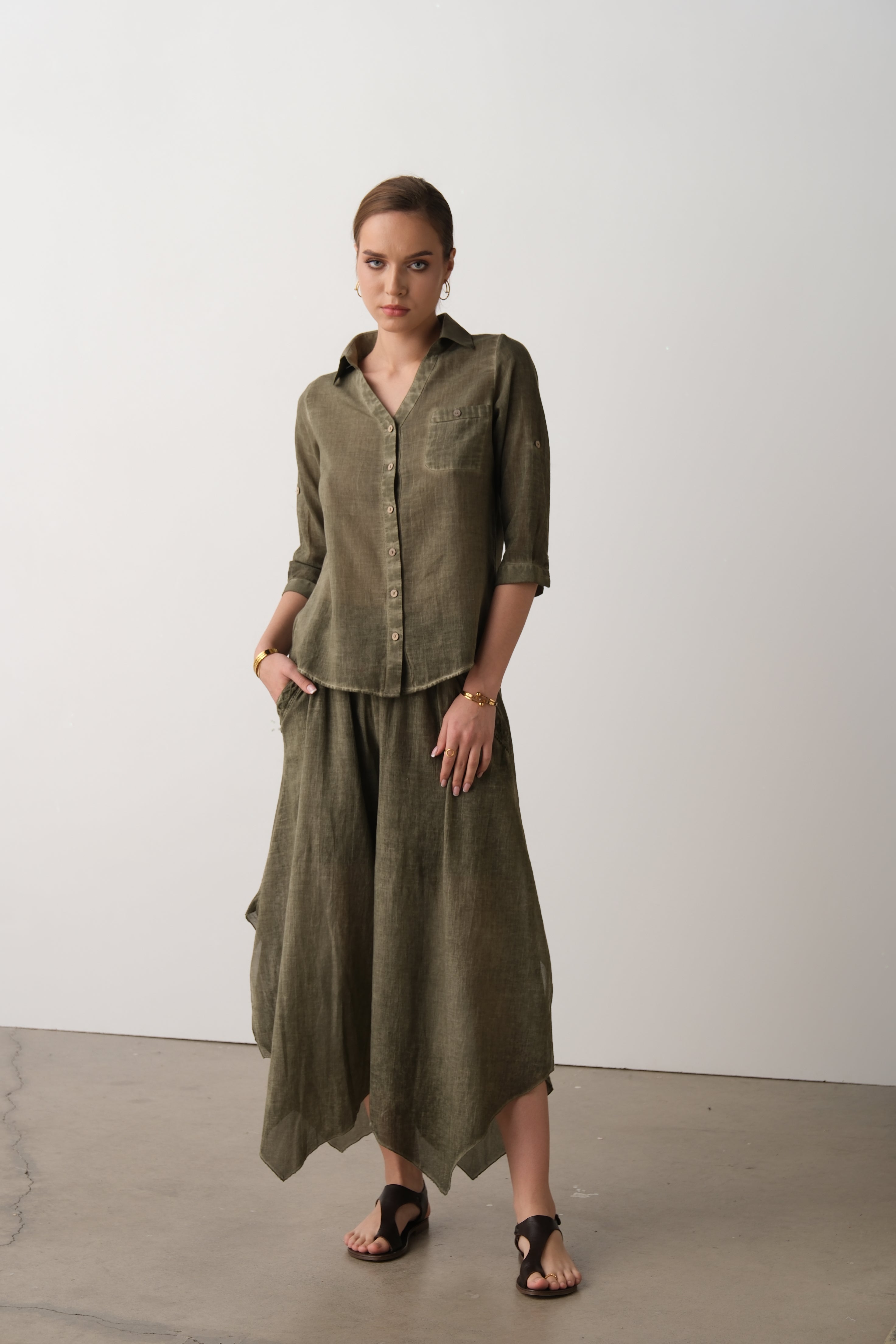 Nasma – Woman Long Sleeve Shirt