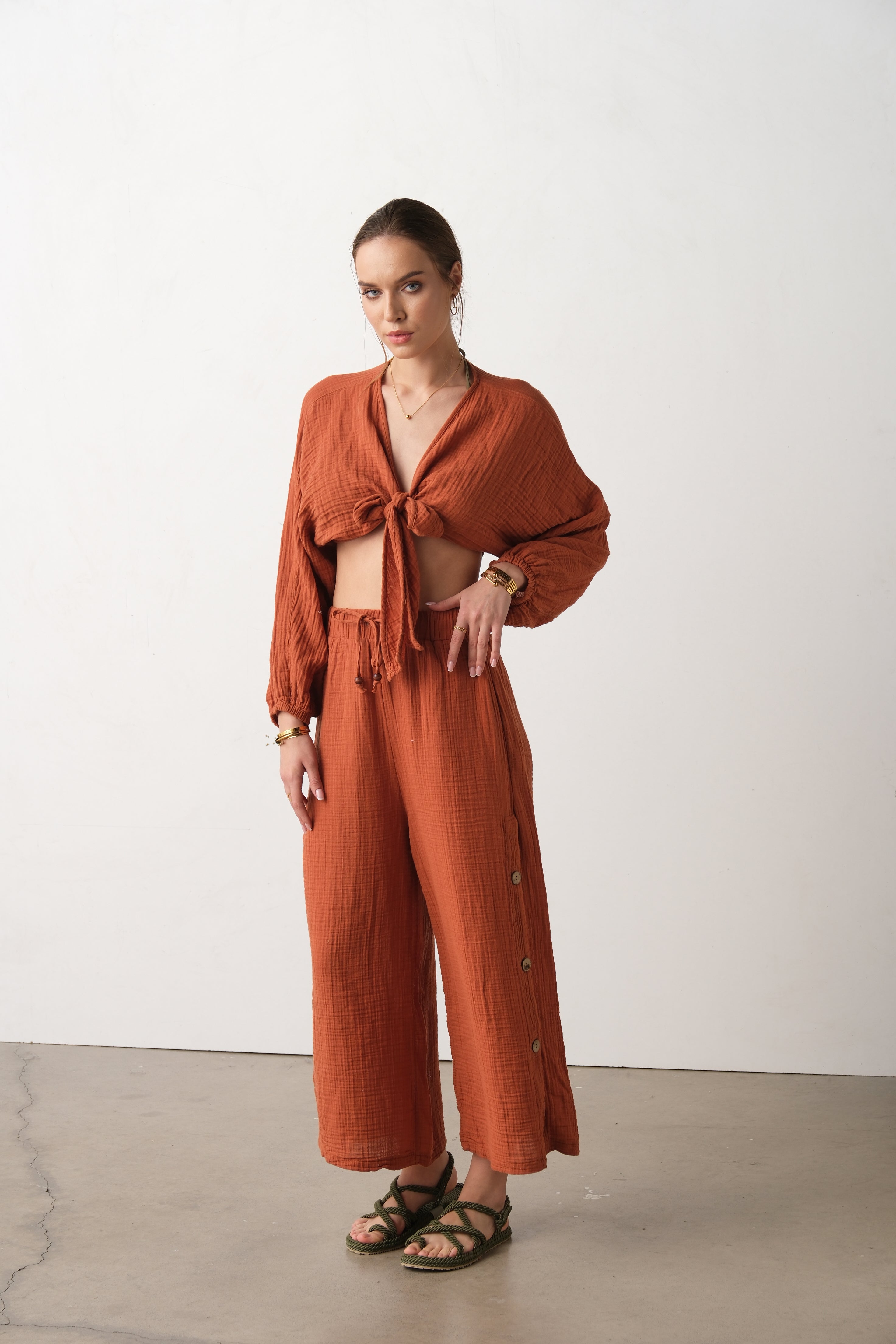 Ruya – Woman Crop Top
